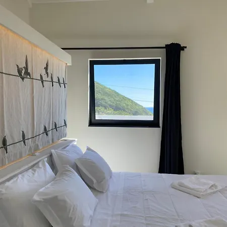 Luzz Me - Casas De Santa Bárbara