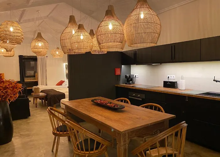 Luzz Me - Casas De * Santa Bárbara