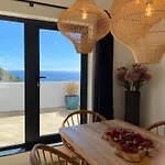 Luzz Me - Casas De * Santa Barbara (Terceira)