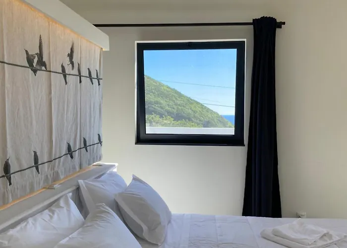 Luzz Me - Casas De Santa Bárbara